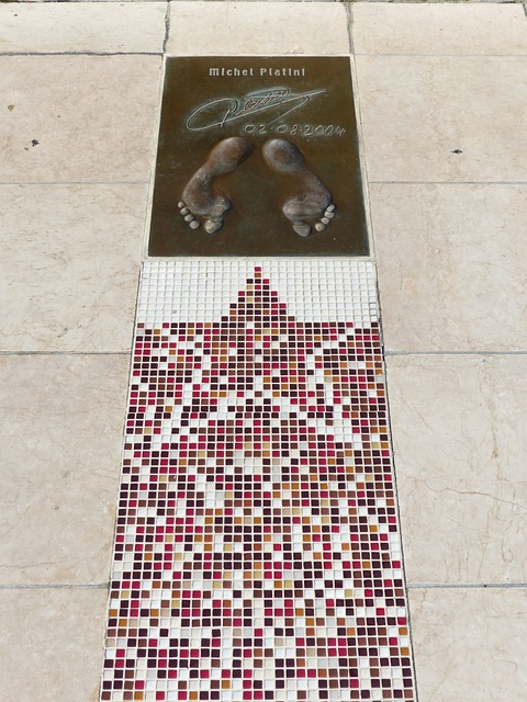 里萨谢砍下生涯最高分，比肩詹姆斯！.